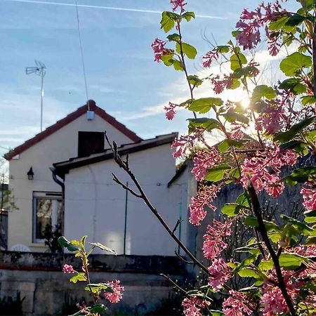 Le Ni' De Jess Villa Migennes Bagian luar foto