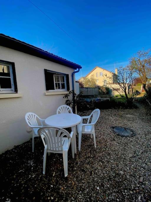 Le Ni' De Jess Villa Migennes Bagian luar foto