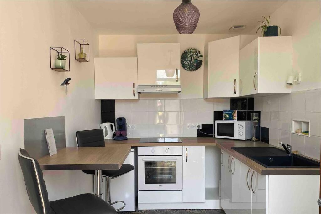 Le Ni' De Jess Villa Migennes Bagian luar foto